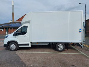 Maxus eDeliver 9 Luton Van with tail lift